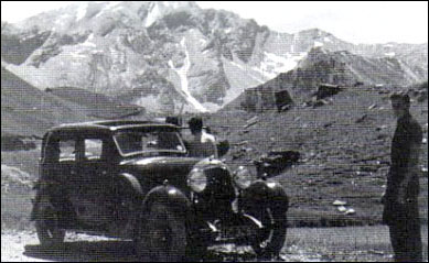 1928 Bentley 4½ Litre Saloon (Weymann)