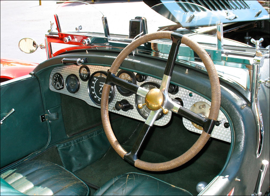 1928 Bentley 4½ Litre Saloon (Weymann)